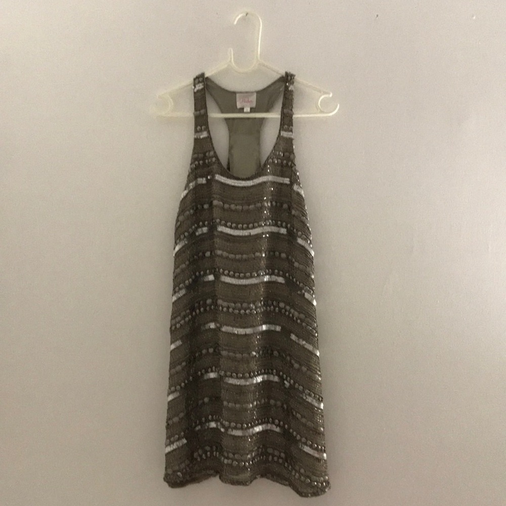 Parker Silver/Khaki Sequined+Beaded Dress 👯‍♀️